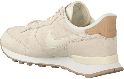 Beige Nike Schoenen voor dames online 